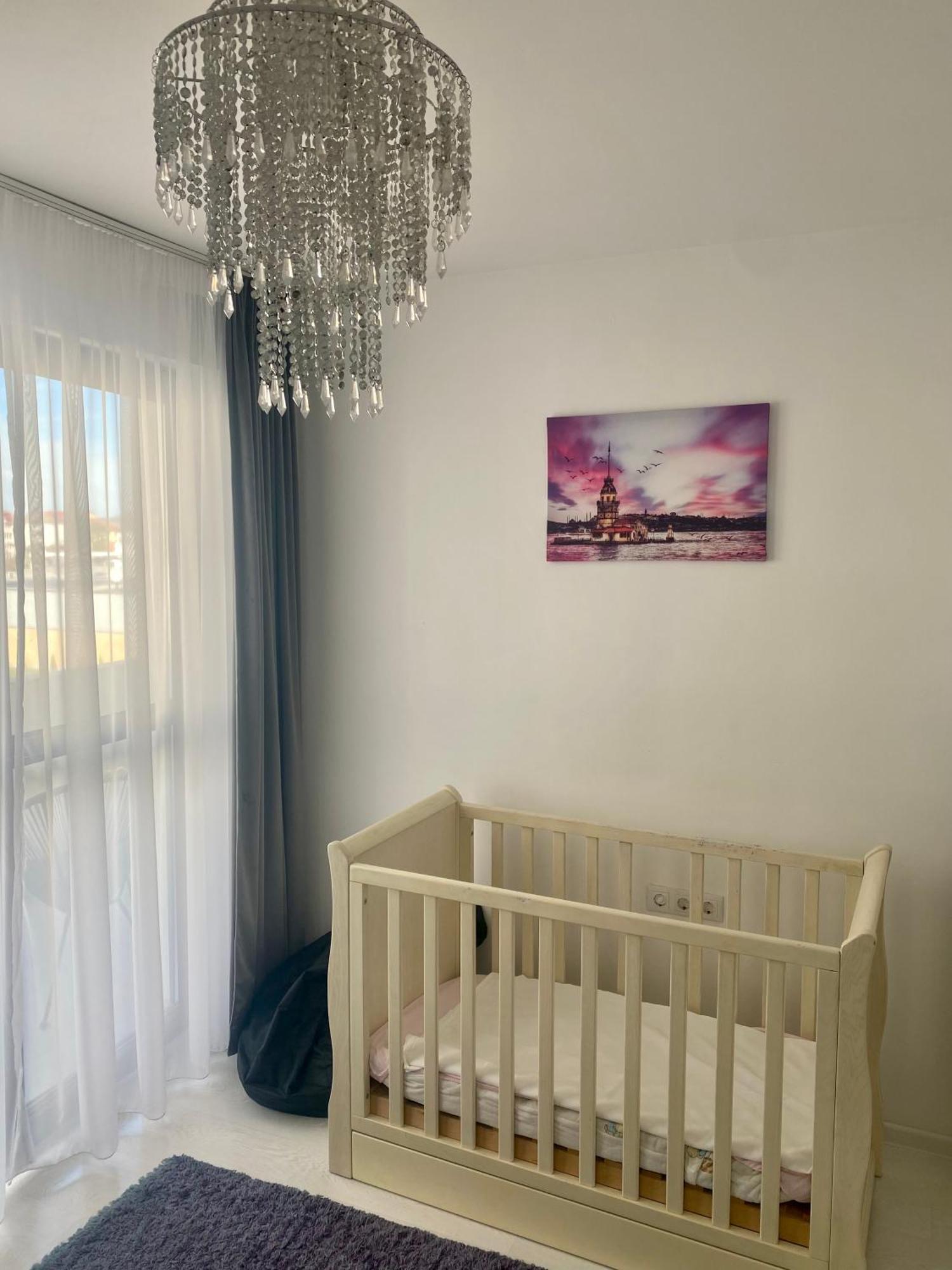 White Luxury Apartament *