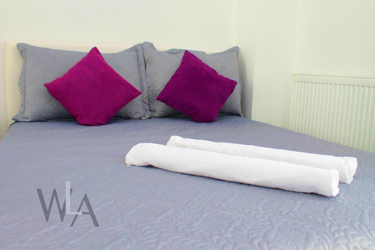 White Luxury Apartament *